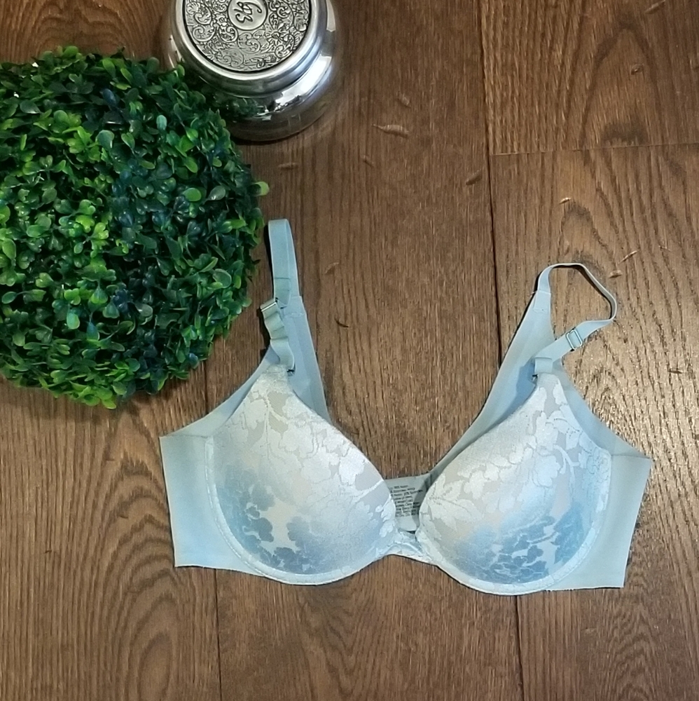 NWOT Soma Vanishing Back Bra